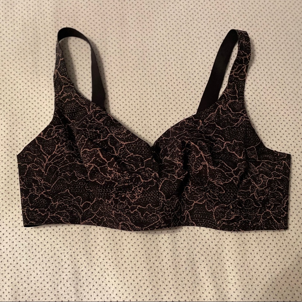 Lululemon bra
